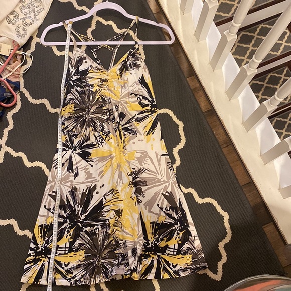 Prana size s dress strachy fabric yellow white black gray spots - Picture 2 of 8